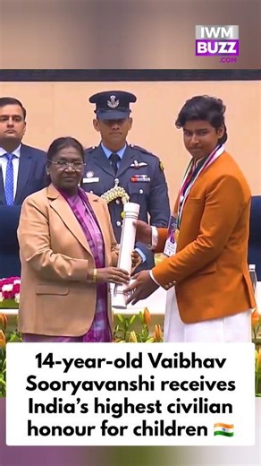 14-year-old Vaibhav Sooryavanshi was honoured with the Pradhan Mantri Rashtriya Bal Puraskar by President Droupadi Murmu in New Delhi today. The award is India’s highest civilian honour for children aged 5–18. Vaibhav received the recognition for his exceptional achievements in sports #VaibhavSuryavanshi #vaibhavsooryavanshi #PresidentOfIndia #DroupadiMurmu #cricket #sports #trendingnow | IWMBuzz