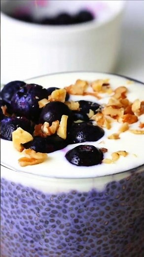 Healthy Blueberry Jam Chia Pudding 🫐 | Easy Breakfast Idea #shorts #chiaseeds