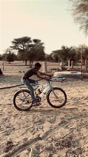 cycle stand 😱💪😈#shorts #viral #trending #funny #comedy #youtubeshorts 😈😈😈😈💪💪💪🔥🔥🔥👻😈💪😱☠️