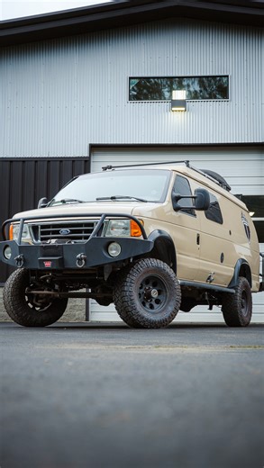Northridge4x4® on Instagram: "Installing a freshly rebuilt Dana 70 rear axle, new leaf springs, and shocks in a Ford E-350 4x4 camper conversion van. If you’d like to get your truck serviced, give us a 📞 call 866-601-5340 or 📧email sales@northridge4x4. • • #4x4life #4x4van #offroadlife #campingadventures"