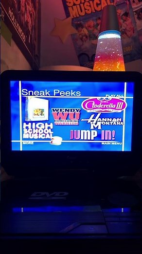 Sneak Peeks Menu from The Cheetah Girls 2: Cheetah-licious Edition 2006 DVD