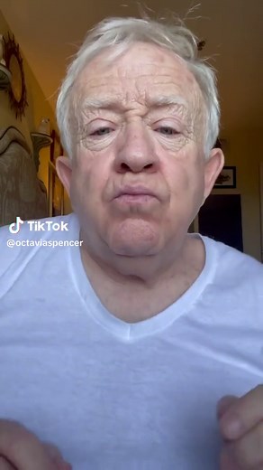 This is how I will always remember #LeslieJordan—bringing the good vibrations! 🪩🎉 Leslie was truly one-of-a-kind and I miss him dearly, especially today on his birthday ❤️🎂🥳🎈