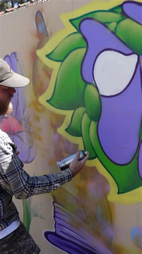 How To Spray Paint fades! Easy Tutorial #graffiti #mural #streetart #tutorial