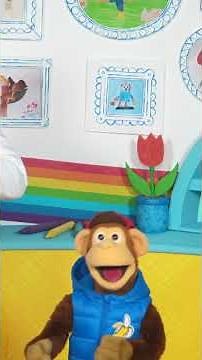 Dance to Head, Shoulders, Knees and Toes with David and Milkshake! Monkey in the Milkshake! Studio