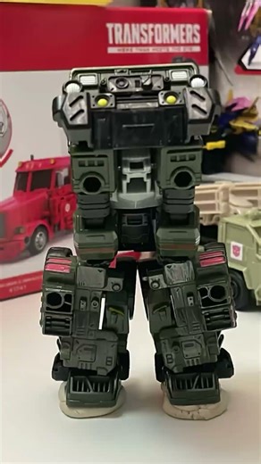 Hound! Transform! #animation #transformers #transformersstopmotion #stopmotionanimation #stopmotion