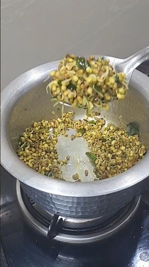 मूग मटकी उसळ रेसिपी | 10 मिनट में झटपट टेस्टी भाजी | Weight Loss Recipe | High Protein Dish#shorts