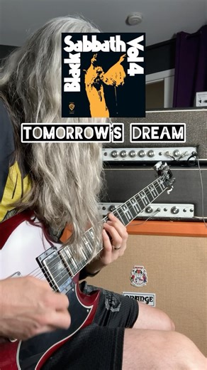 Quick clip of the ‘00 Gibson Custom Shop Tony Iommi Signature SG. Riffing on Tomorrow’s Dream through a Walpurgis Vol2 into a Carvin FET401 preamp. #iommi #tonyiommi #gibsonsg #iommisg #gibson #doesitdoom | Does It Doom