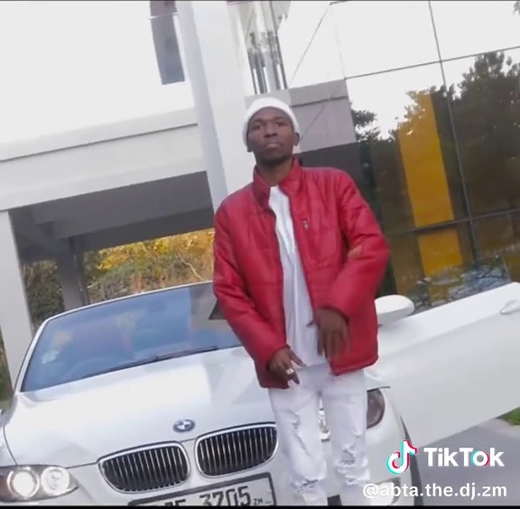 Exploring Old Zambian Music with Yo Maps and Chef 187
