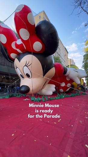 Minnie Mouse Takes Flight at Macy's Thanksgiving Parade