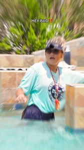 Kenzie gaslight the guests 💀 #gaslight #lifeguards #micdup | Splashway