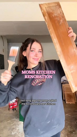 Moms kitchen update!! 👷🏼‍♀️🛠️ #clean #CleanTok #renovation #renovationproject #renovationseries #homeproject #DIY #cleaningtiktok #cleaninghacks #cleanwithme #homeimprovement #homeprojects #cleanfreshhype #painting #paintok #girlpower #girlboss #MomsofTikTok #fypシviral #fypシ #fyp #fyppage #fypシviralシ #funny | Savannah Johnston