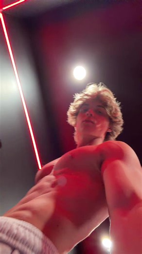 Max Shafar (@maxsh0)’s videos with original sound - Tom.rmx
