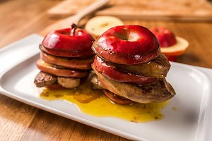 551K views · 1.9K reactions | Mennyei almás libamáj recept. Ennek a...