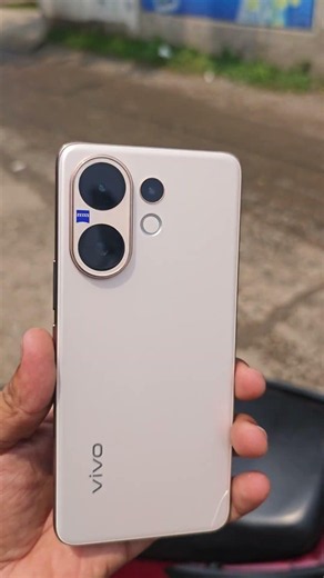 Vivo V60 👑 Flagship Killer? 📸 DSLR Camera + Premium Design 🔥 #Shorts