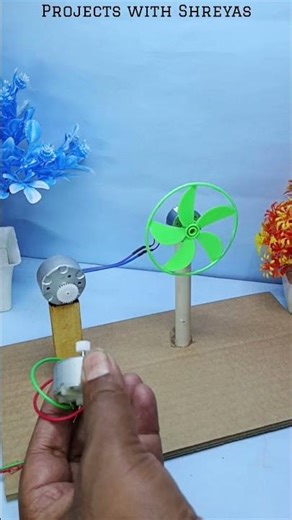 Power transfer from 1 Motor to Another Motor with gears ⚙️🔌⚡#schoolproject #shorts #idea #new #diy