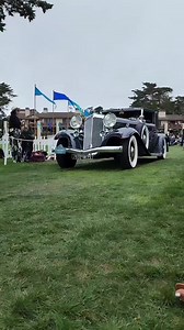42 reactions · 4 comments | 1933 Chrysler CL Imperial Custom De Villars Cabriolet . . . . #Chrysler #imperial #pebblebeach #cars #classiccars #automotive #aboutcars #carswithoutlimits #carsofinstagram #engine #carhistory #carweek #Ferrari #Jaguar #alfaromeo #MercedesBenz #porsche #Bentley #RollsRoyce #Koenigsegg #Bugatti | The Bad Blonde - Automotive History | Facebook