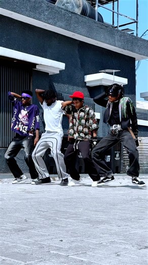 𝗣𝗢𝗩: 𝗙𝗼𝗿𝘁𝗻𝗶𝘁𝗲 𝗘𝗺𝗼𝘁𝗲𝘀 𝗕𝗲 𝗟𝗶𝗸𝗲😅 #fortnite #fortniteclips #mickiejay #dance