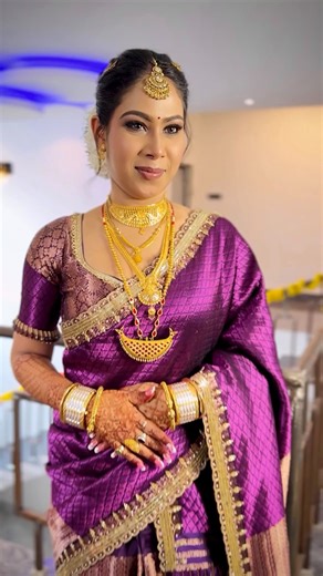 Supriya Das on Instagram: "Gorgeous Bride @dishabaruah_21 ❤️ Beautiful Attire @vibgyor_cottage ❤️ @twins_sister_makeover #supriya_makeupartist__ #twins_sister_makeup"