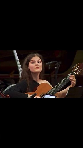 Fandango from Quintet no. 4 in D major by L. Boccherini💃🏽 #guitar #boccherini #fandango #shorts