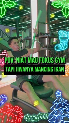 Niatnya fokus gym pas holiday… eh gerakannya malah kayak lagi mancing 🎣😂 Yang penting keringetan 💪🔥 _______________________ More info click link on bio! #FastTrackFitness #FastenYourHealth #GymSukabumi #SukabumiGym #SukabumiToday | Fast Track Fitness