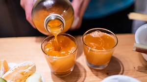 How to Make a Ginger Turmeric Cleanse to Reduce Inflammation