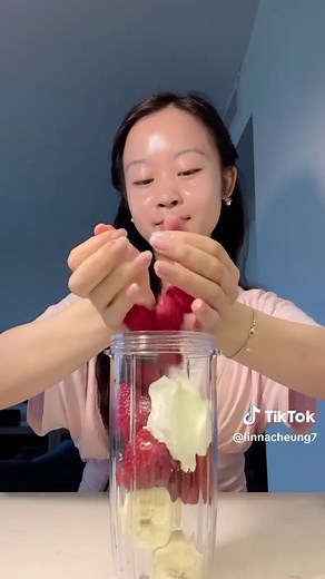Pink Skin-Glow Smoothie Recipe for Healthy Skin