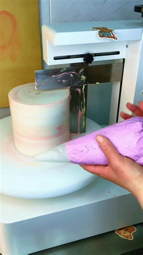 Lovely Purple Cream Cake DIY Tutorial