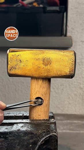 Handy Space on Instagram: "YouTube channel Handy Space: https://youtube.com/@handy_space?si=TnF3SYaNtl4DEZA0 💡 Smart DIY hacks, practical tips, and simple solutions that work in real life. Watch, try, and make things easier. ⚠️ Disclaimer: All tips are for informational purposes only. The author is not responsible for their application."