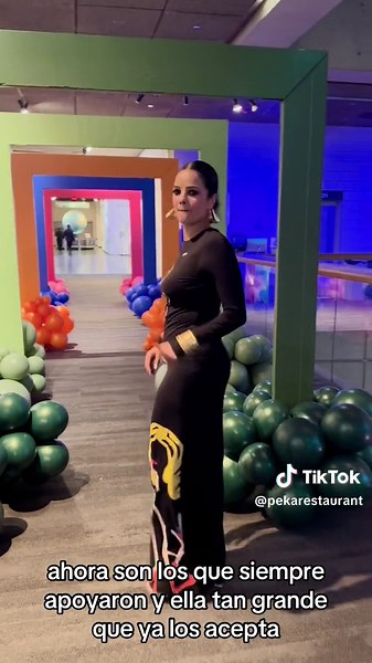 Peka Restaurant (@pekarestaurant)’s videos with sonido original - El Gato Indio