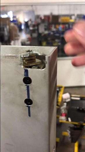 Adams Rite 8600 Series Narrow Stile CVR Exit Device | The Actuator in Action