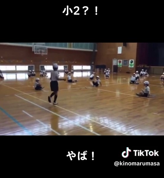 小学生のリズム縄跳び大会！神技が集結