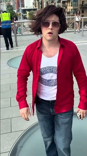 JEDWARD - Frat Boy Harry comes back from the past to see if future Harry still serves