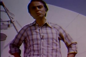 Astronomer Carl Edward Sagan talks about the Space Telescope - 1981