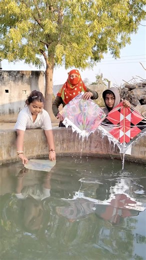 2 supar legejntary kite 🪁 ka 2 sistar and 2 bro 😎 ne wotar testing kiya #kiteflying #shorts
