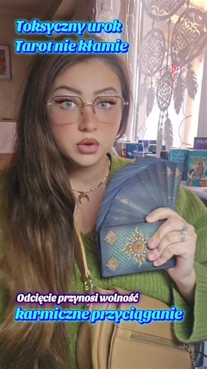 Zatrzymaj, jeśli poczułaś to w sercu. To znaczy, że jest do Ciebie. Talizma 💛 ✨ Jak uchronić relację przed wpływem osób trzecich i urokami 🔮💜 Jeśli czujesz, że ktoś miesza Wam w energii… albo zauważasz nagłe kłótnie, dystans, zimno, chaos między Wami — to nie zawsze jest przypadek. Energia ludzi potrafi wchodzić głęboko w relacje. Oto 3 najskuteczniejsze sposoby ochrony: 1️⃣ Codzienna intencja ochronna „Nasza relacja jest chroniona. Nic z zewnątrz nie ma do nas dostępu.” Powtarzaj rano lub pr