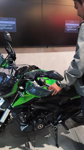 Explore the New Features of the Dominar 400