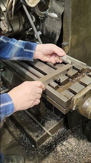 Machinist's Minute: Conventional Milling for Conventional Machines