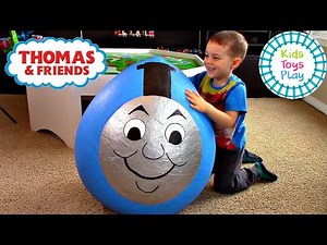 What’s Inside the GIANT Thomas Surprise Egg?
