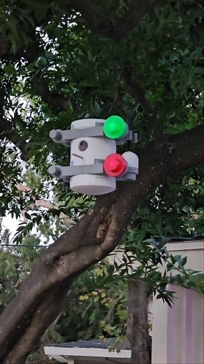 Too bad she left, I found a couple puzzles that needed two players to solve... #legostarwars #lego #starwars #starwarsfan #nostalgia #90skids #3dprinting #3dprint | Freddy Schramm