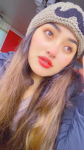 Munequita Enfadada: Una Reflexión Divertida