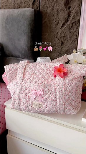 Obsessed with this cute tote from ‪@moon_nude‬ 🌷💕 #moonnudepartner #mnpartner #moonnude #totebag