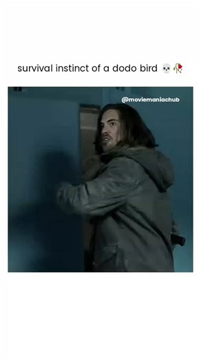 movie maniac hub | shooting at a swarm 🤦🏽 Falling Skies 👽🔥 A post-apocalyptic sci-fi drama set after an alien invasion devastates Earth. The story follows... | Instagram