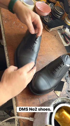 DMS shoes all stripped, sanded, beeswaxed and bulled. Thanks to SELVYT Dunkelman & Son and Saphir Médaille d'Or. #polishing #shoes #parade | Parade Polishing & Bulling