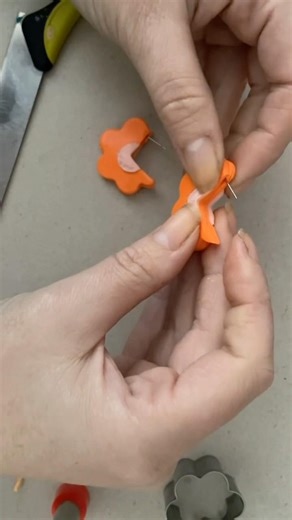 Polymer Clay Flower Huggie Hoops | Tutorial | How to make cute earrings