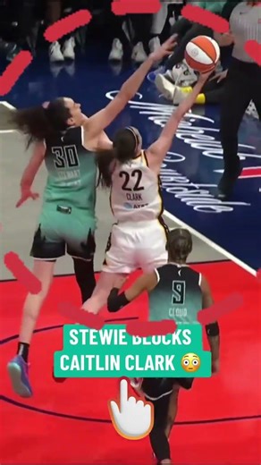 👉 Breanna Stewart BLOCKS Caitlin Clark… And The Crowd Went SILENT 😳