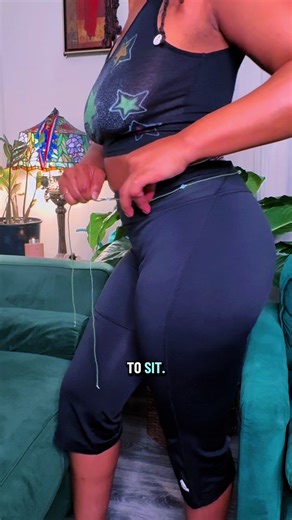 How to tie on your waist bead #waistbeads #waistbeadtiktok #tutorials #waistbeadtutorial