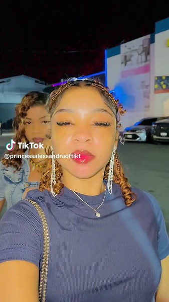 Thanks for all the birthday wishes chat I love you all❤️ was a fun night with my twin @princess_snow🇮🇳🇯🇲 #fypシ゚ #fyppppppppppppppppppppppp #princessoftiktonia #princessalessandra