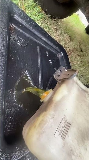 Toyota 4Runner Quick Coolant Change. Full flush and cleaning process on channel!!