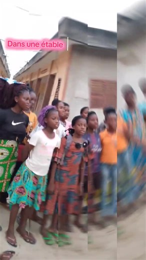 Chantons Noël et ouvrons nos cœurs à l'enfant Jésus 🥰. Séance de répétition juste des coeurs pour mes enfants ❤️#benintiktok🇧🇯 #visibilite #Chorale #choraledesenfantsdegbokpa #Pourtoi