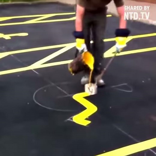 Here is How to paint a handicap parking